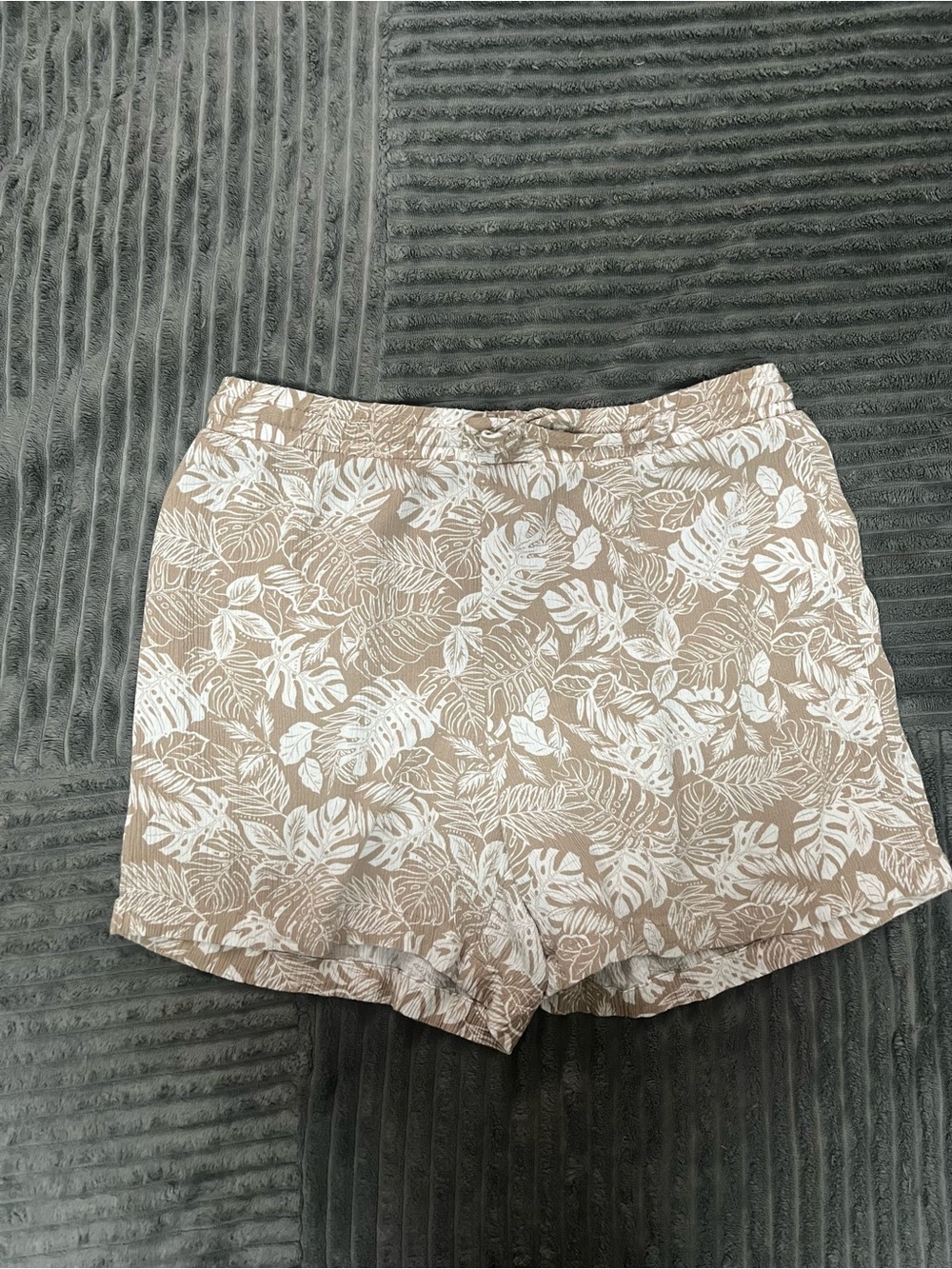 Robert Louis Beige and White Leaf Print Shorts